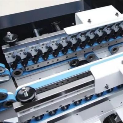 Petite machine ondulée automatique de fabrication de cartons de papier de carton du carton nouveaux 2021